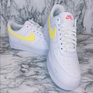 Nike Women’s Air Force 1 ‘07 ‘White Light Citron’